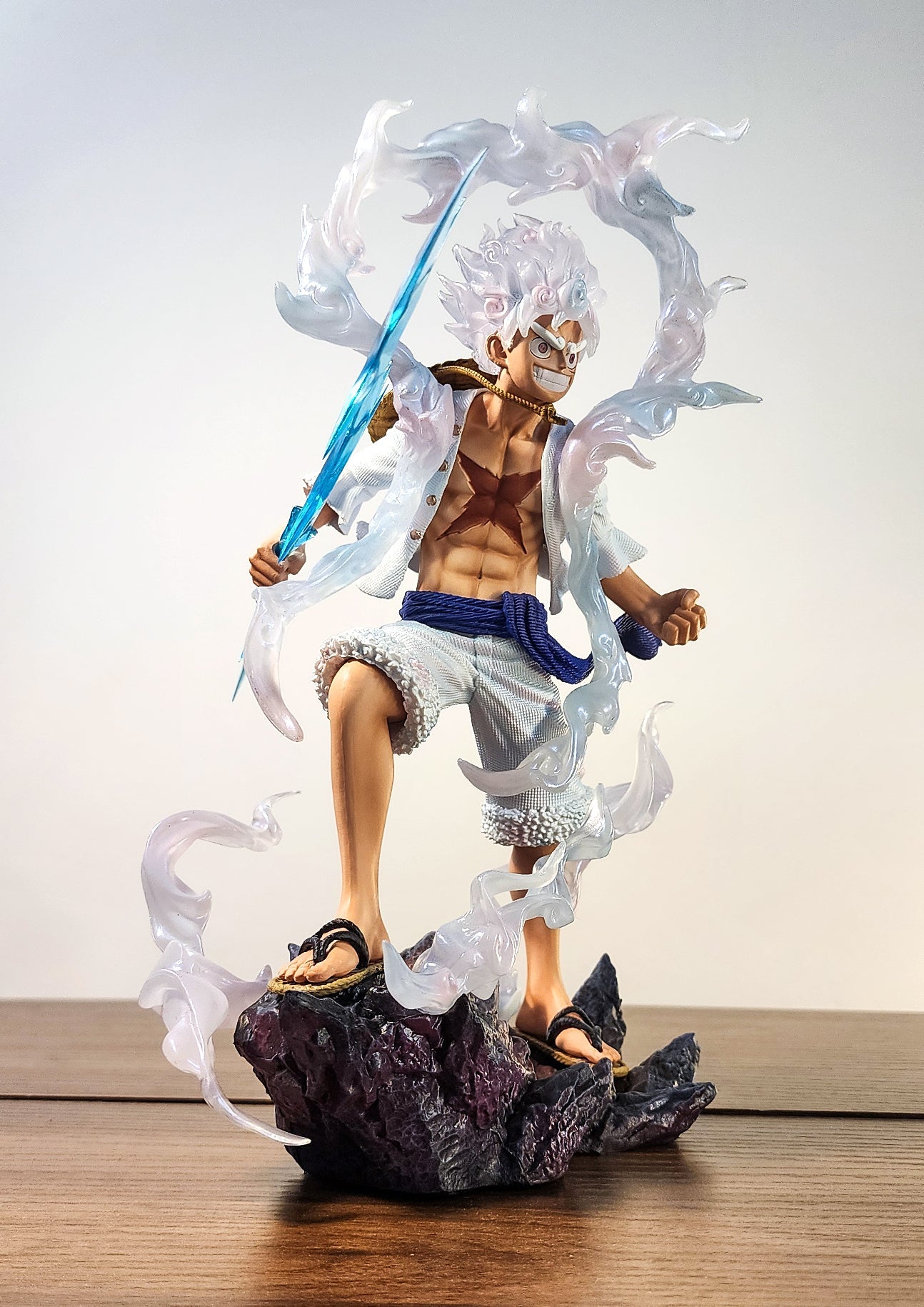 Luffy Gear 5 Collectible Anime Figure - aartgang